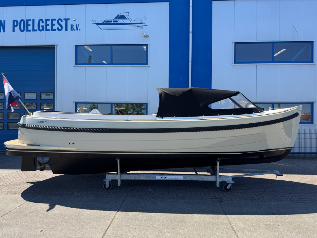 Maril 7NXT met Vetus 52pk (Demonstratiemodel)