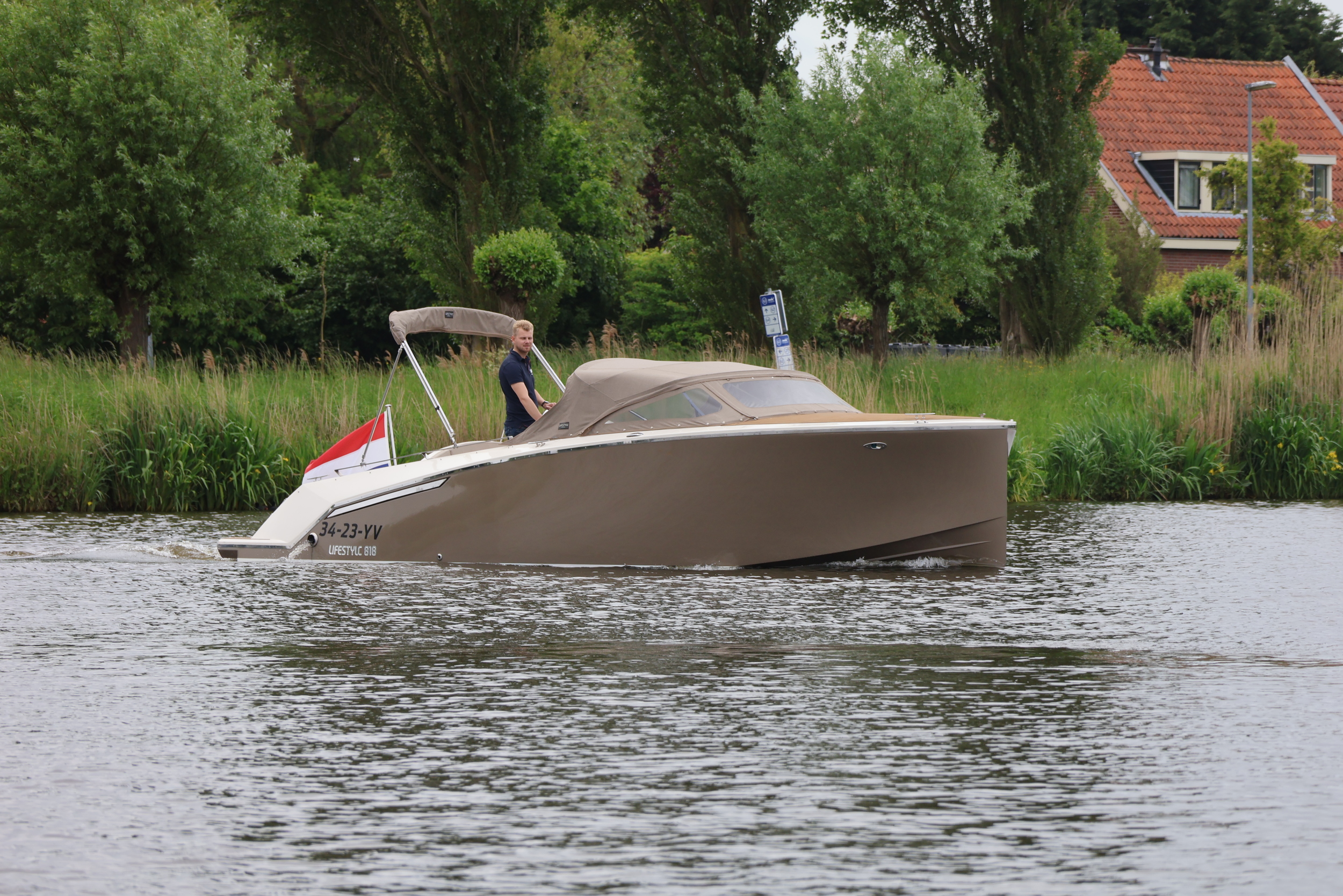Lifestyle 818 — foto 4 van 29