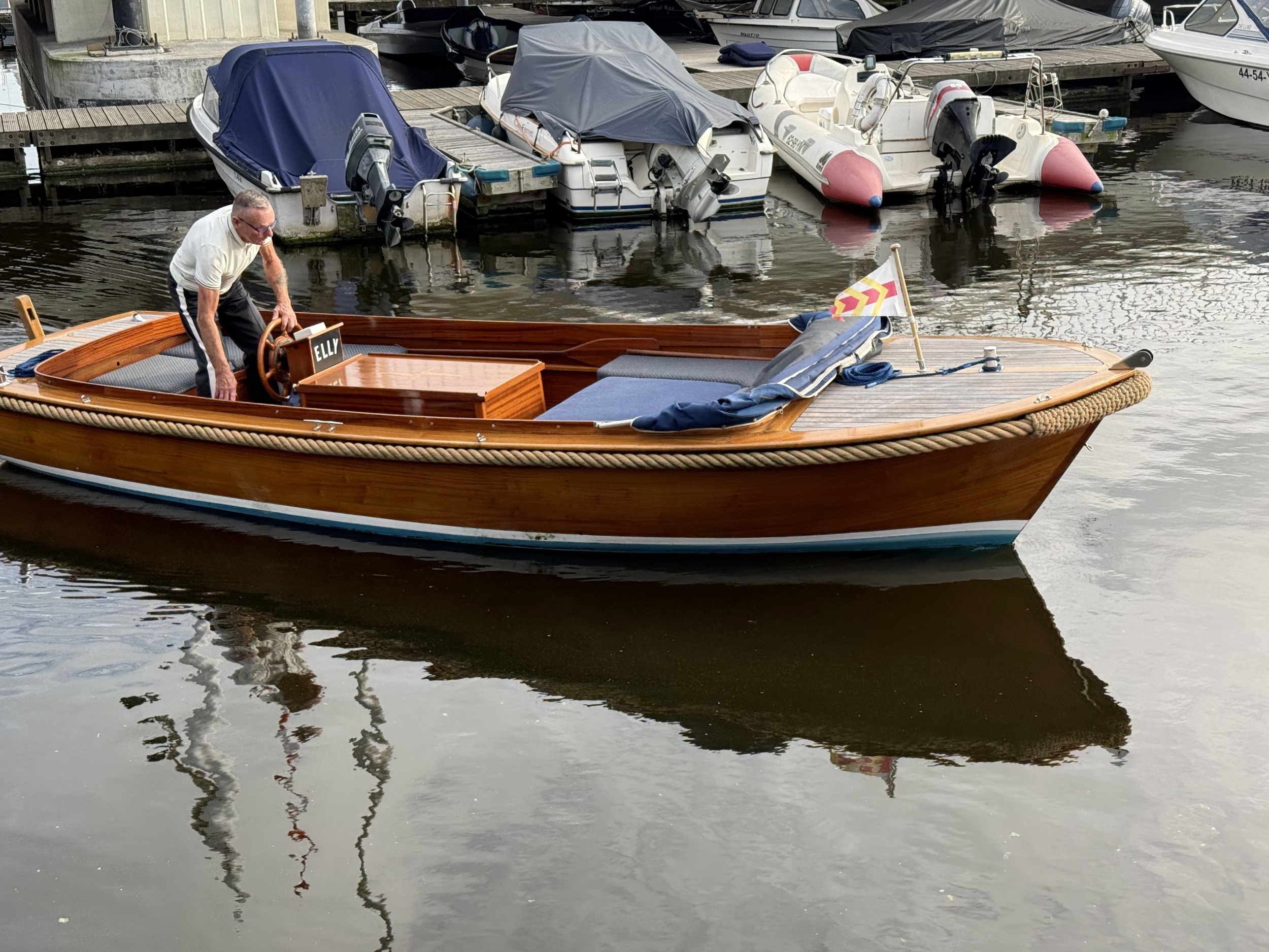 Spiegelsloep A.W. 195 — foto 6 van 24