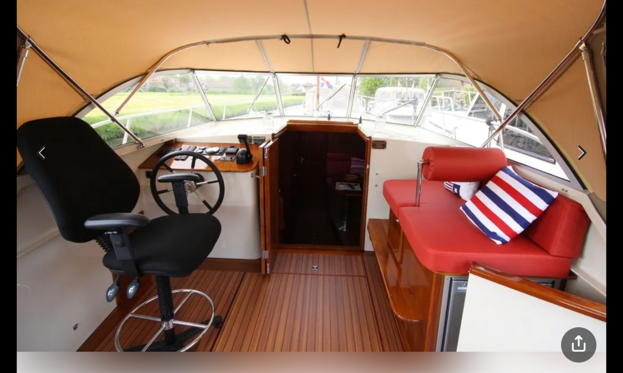 Crown Yachts C 102 — foto 2 van 13
