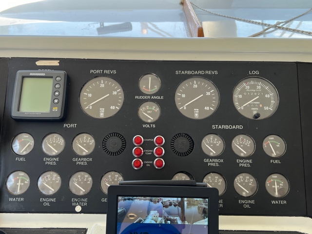 Whitewater Wolfe 46 Flybridge — foto 11 van 31