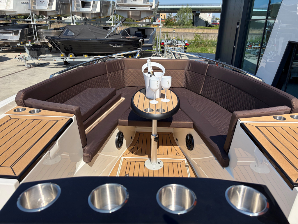 Clever  70s Tender Voorraad boot — foto 8 van 19