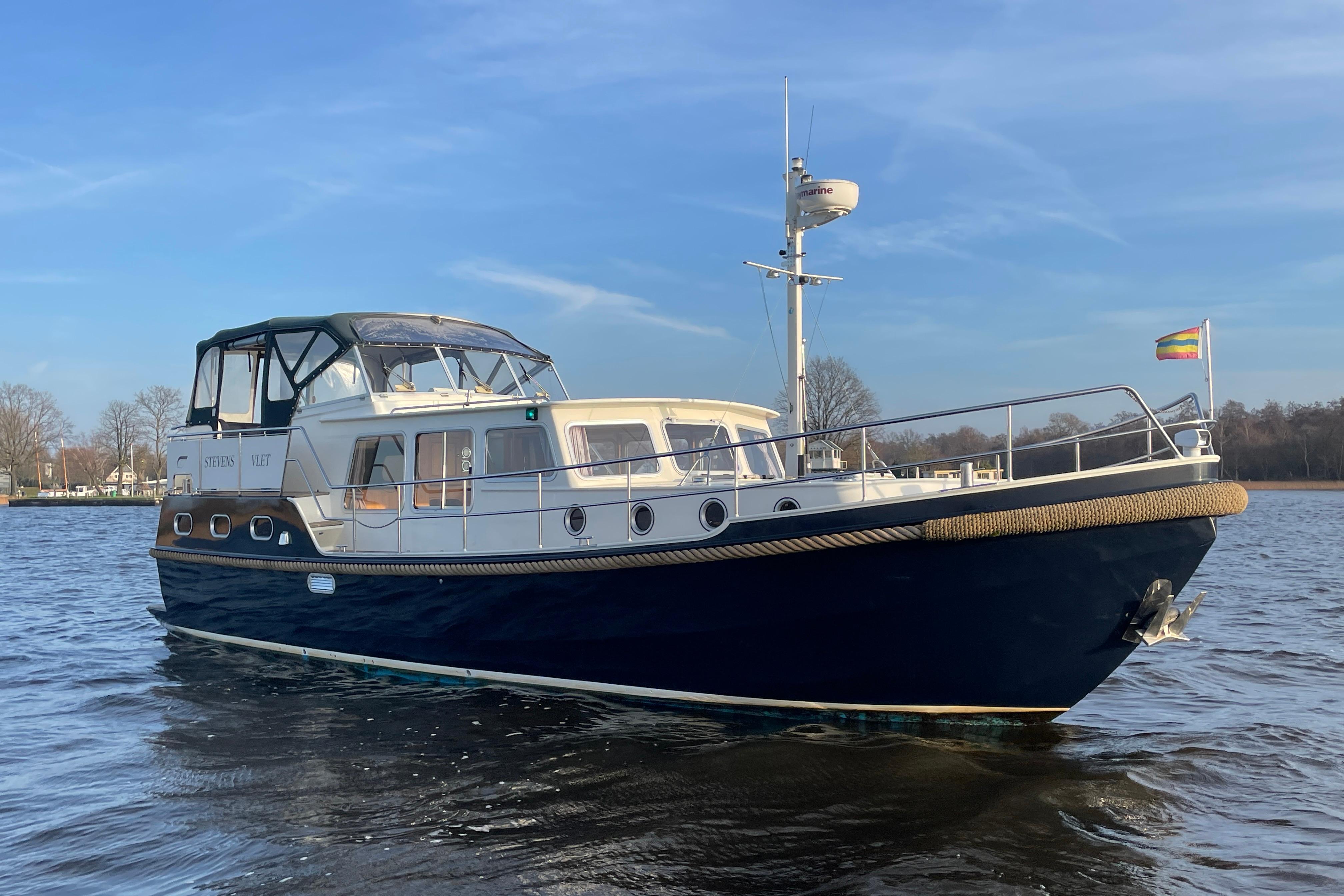 Smelne Vlet 1200 — foto 1 van 28