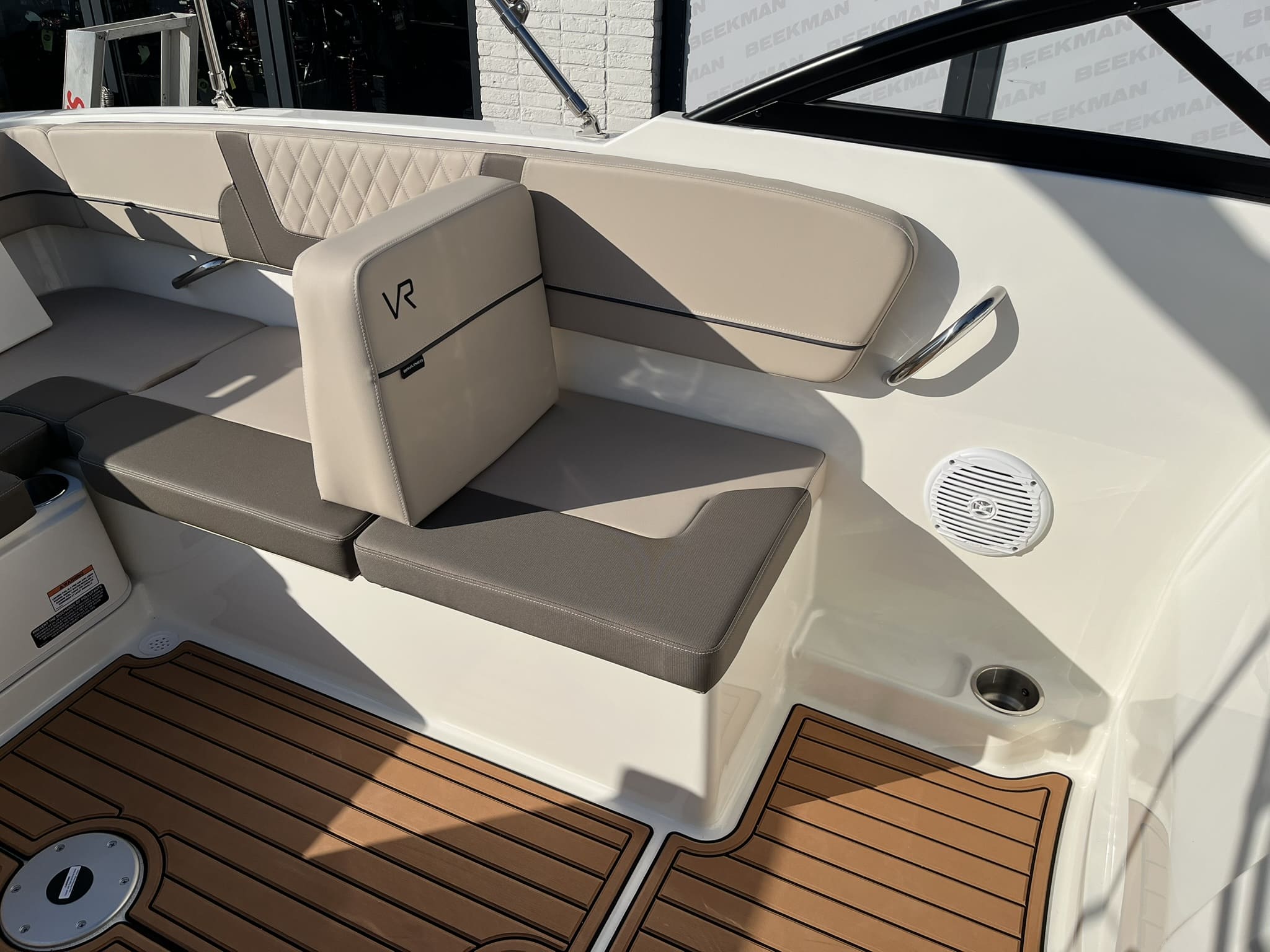 Bayliner VR4 Bowrider — foto 21 van 29