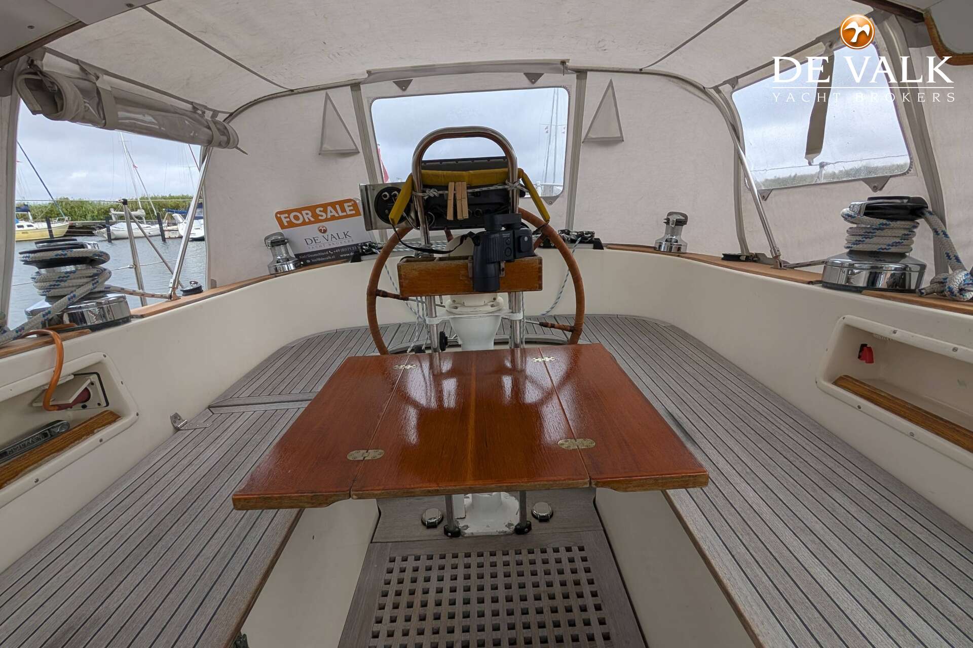 Hallberg Rassy 42 E — foto 17 van 41