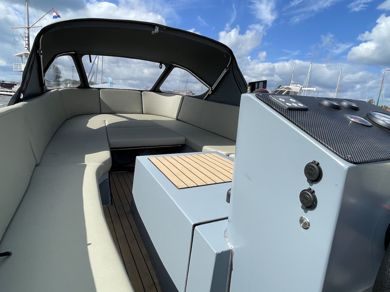 Navalia 700 sloep — foto 6 van 16