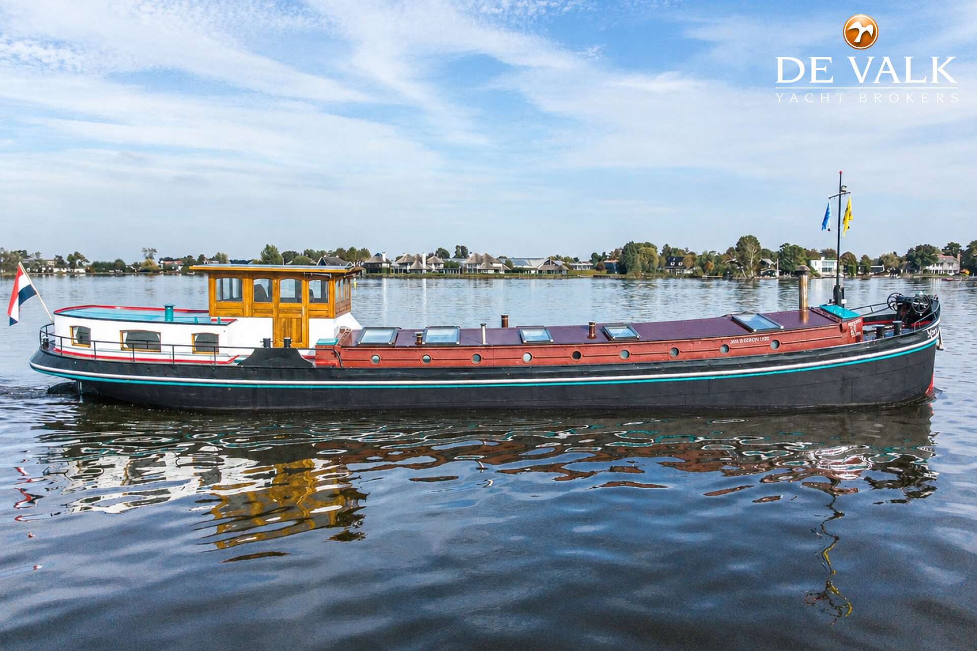 Luxe motor 28M — foto 1 van 44