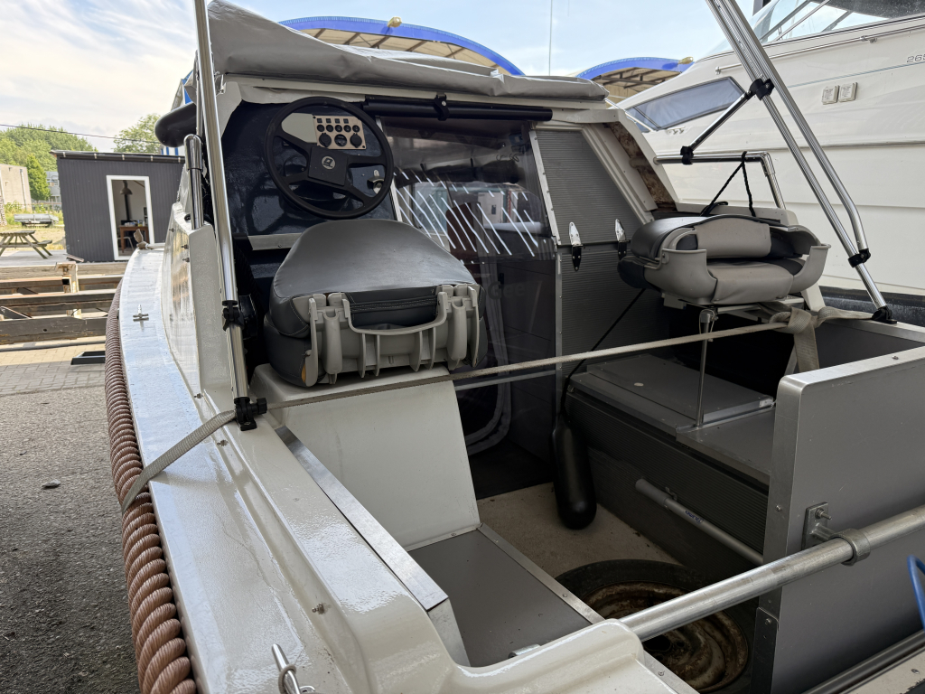 Motorboot 6m recente 15pk Honda trailer 6m kajuitboot — foto 6 van 10