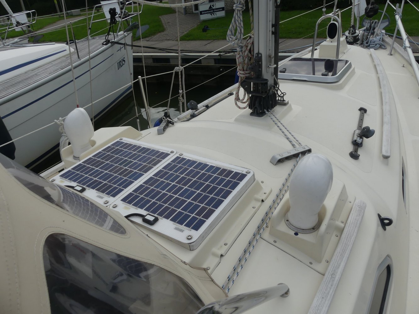 Yanmar Vancouver - Sailing Yacht - GRP (Polyester) - 1997 - € 39.500 — foto 9 van 11