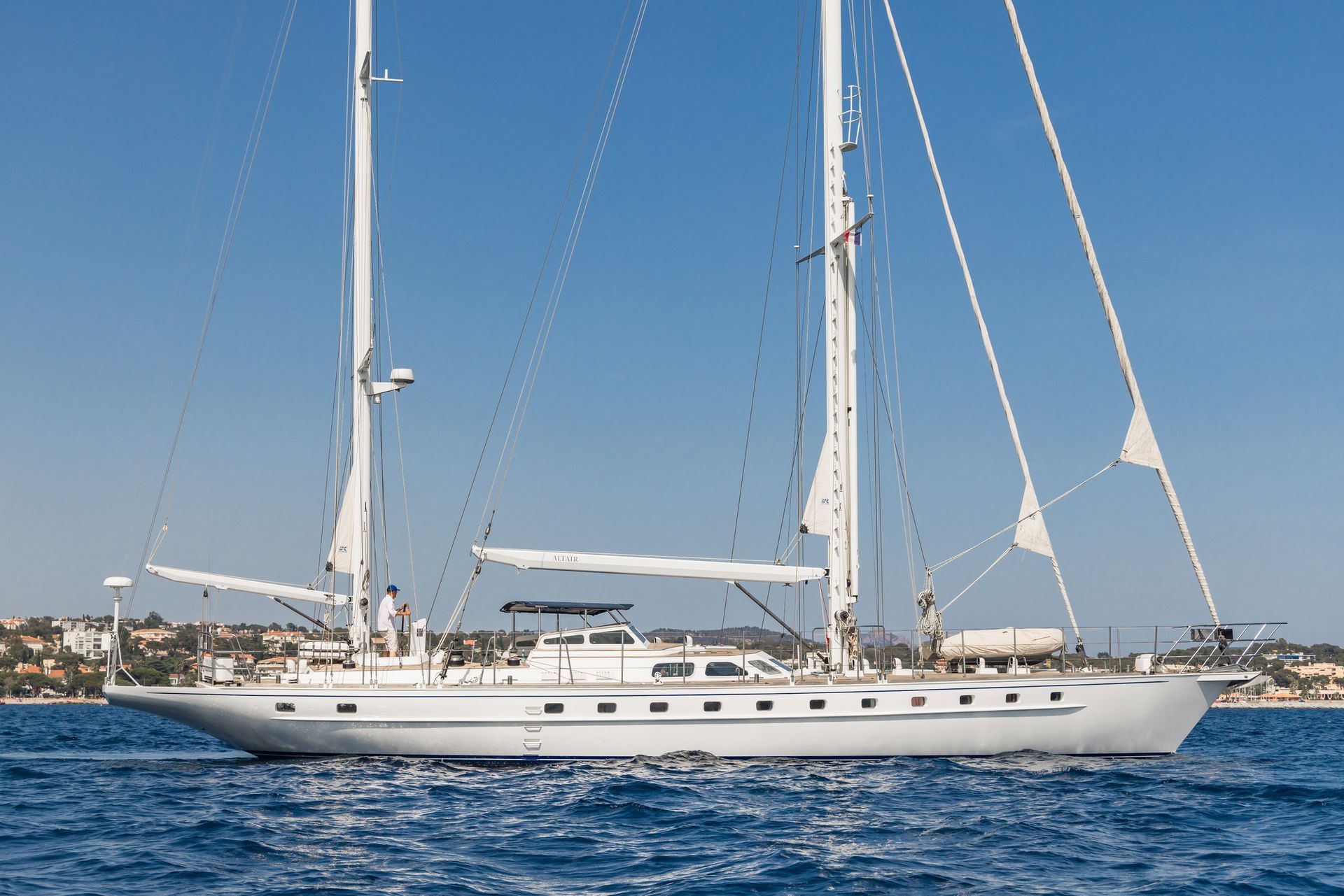 Nordia Van Dam 82 Ketch - "Altair"