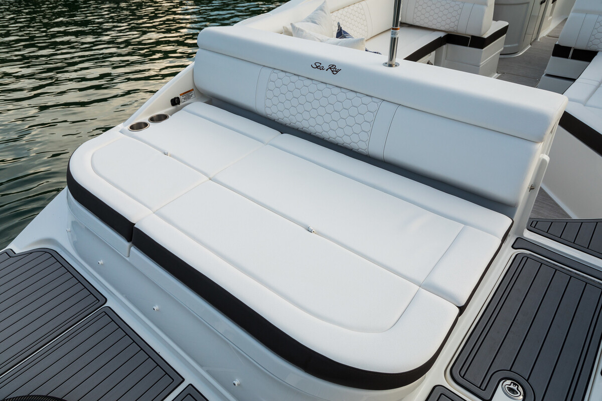 Sea Ray SDX 270 Outboard — foto 9 van 13