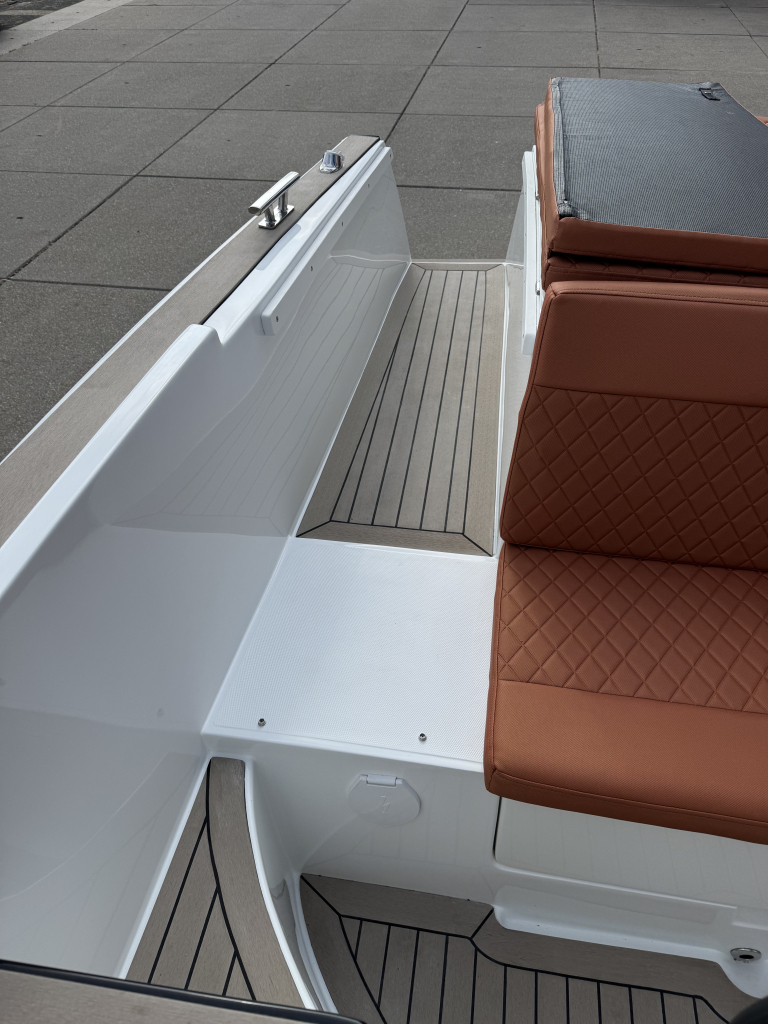 Maxima 630 - Vernieuwd model met Honda 30 pk en vast roer — foto 13 van 26