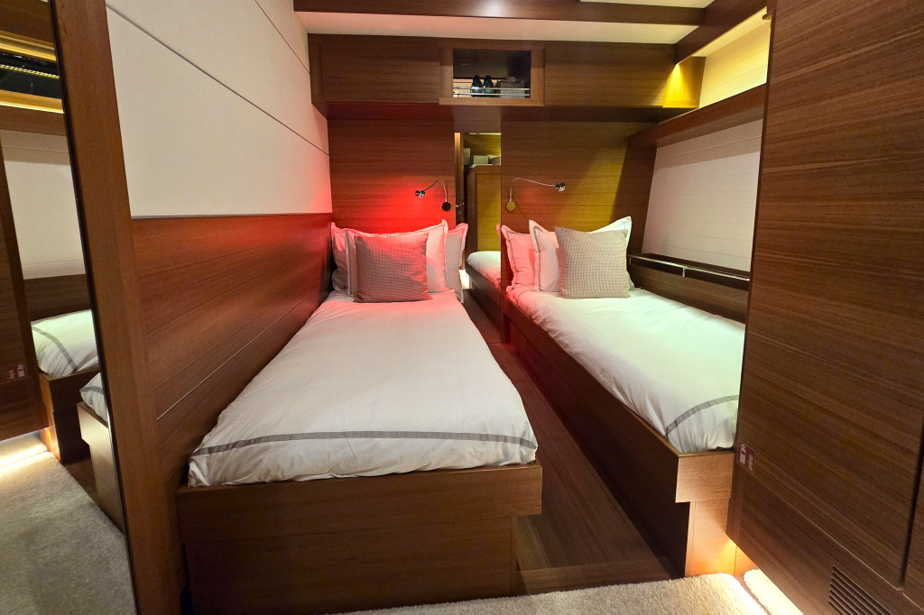 Delta Powerboats 88 Carbon — foto 55 van 75