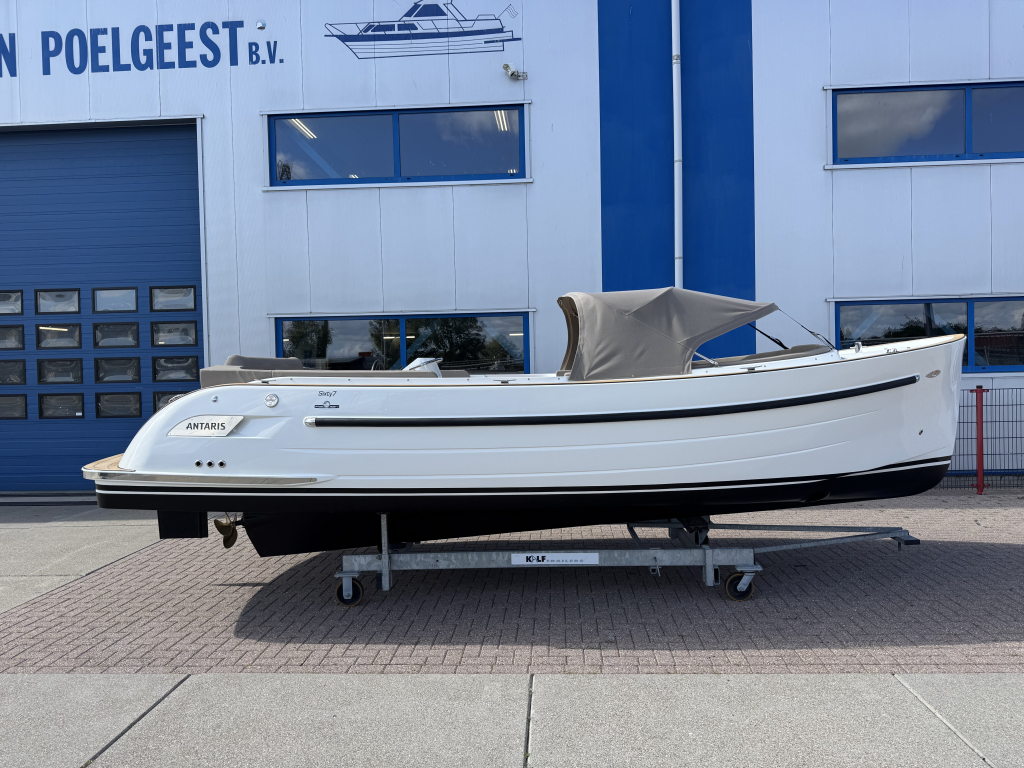 Antaris Sixty7 met Vetus 42pk — foto 1 van 26