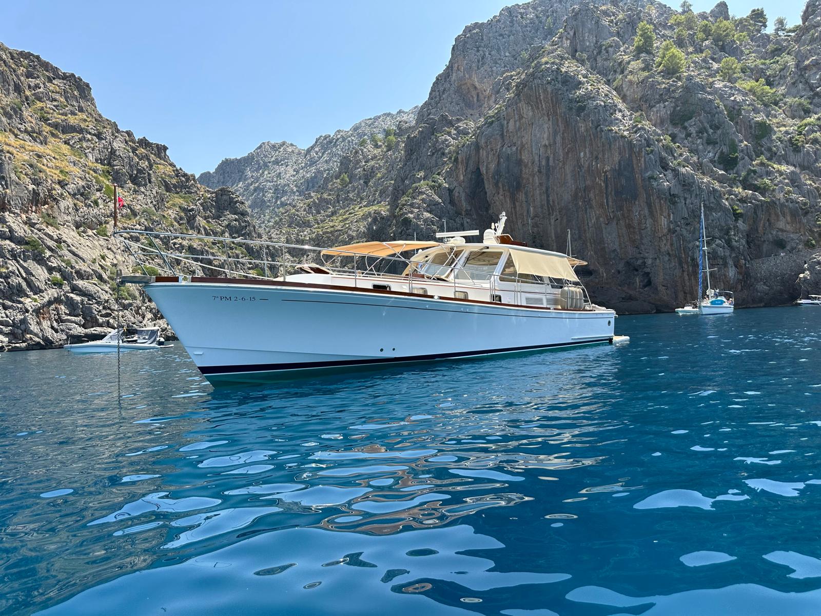 hoofdmotor(en): Grand Banks Eastbay 49 HX 'BLUE BANJO' — foto 6 van 8