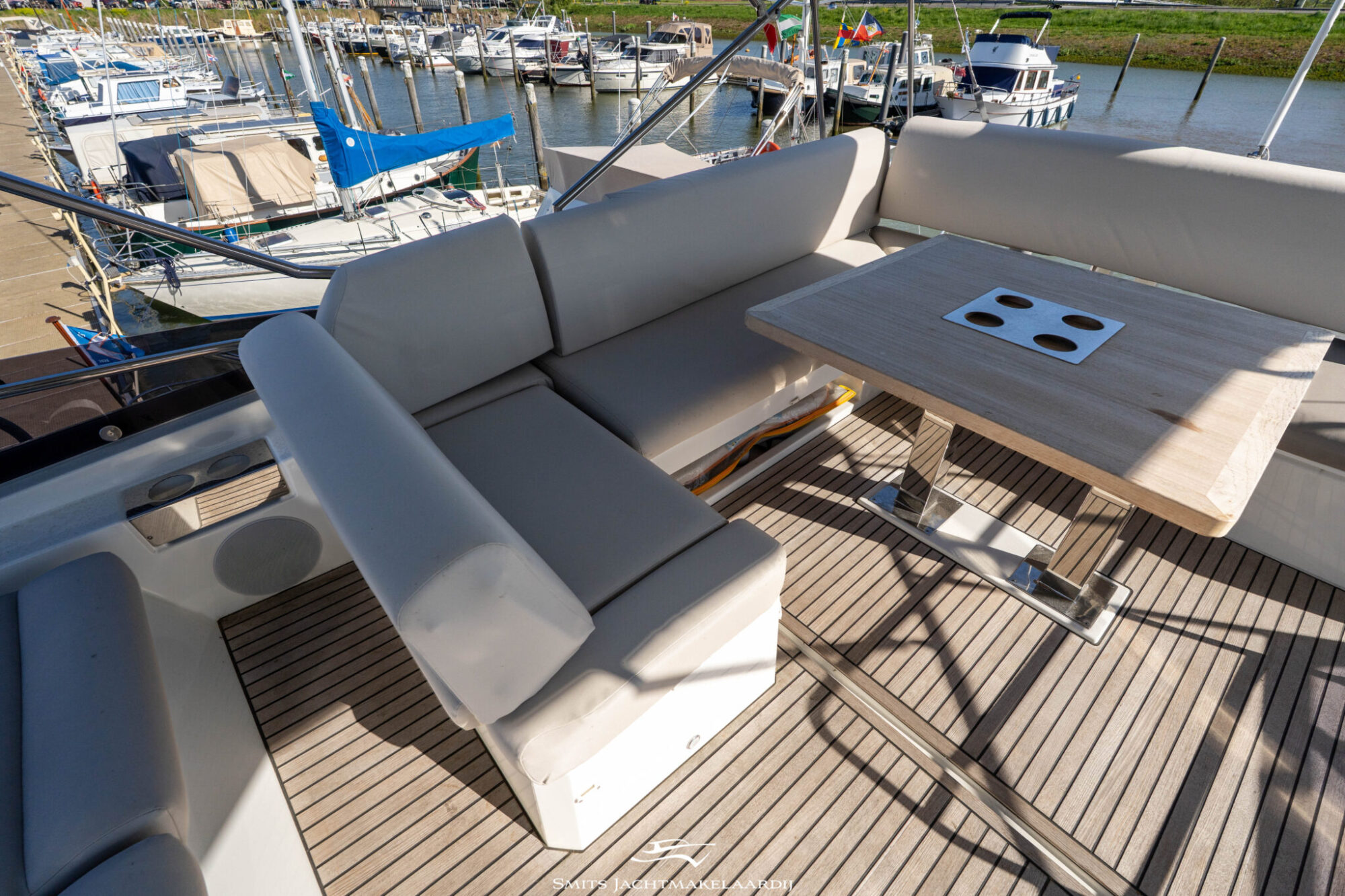 Prestige 590 Flybridge — foto 119 van 154