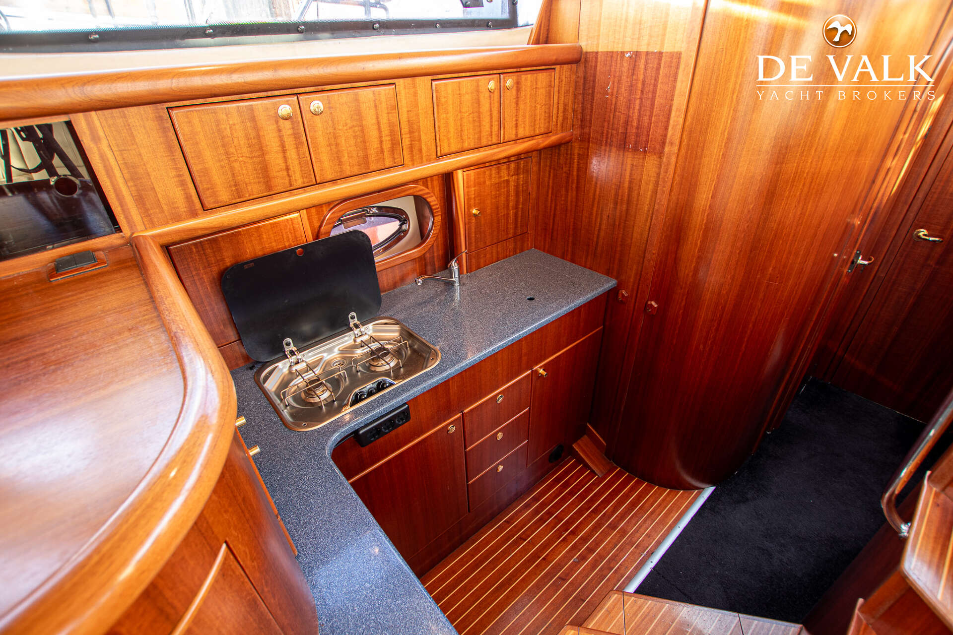 Galeon 380 Fly — foto 31 van 39
