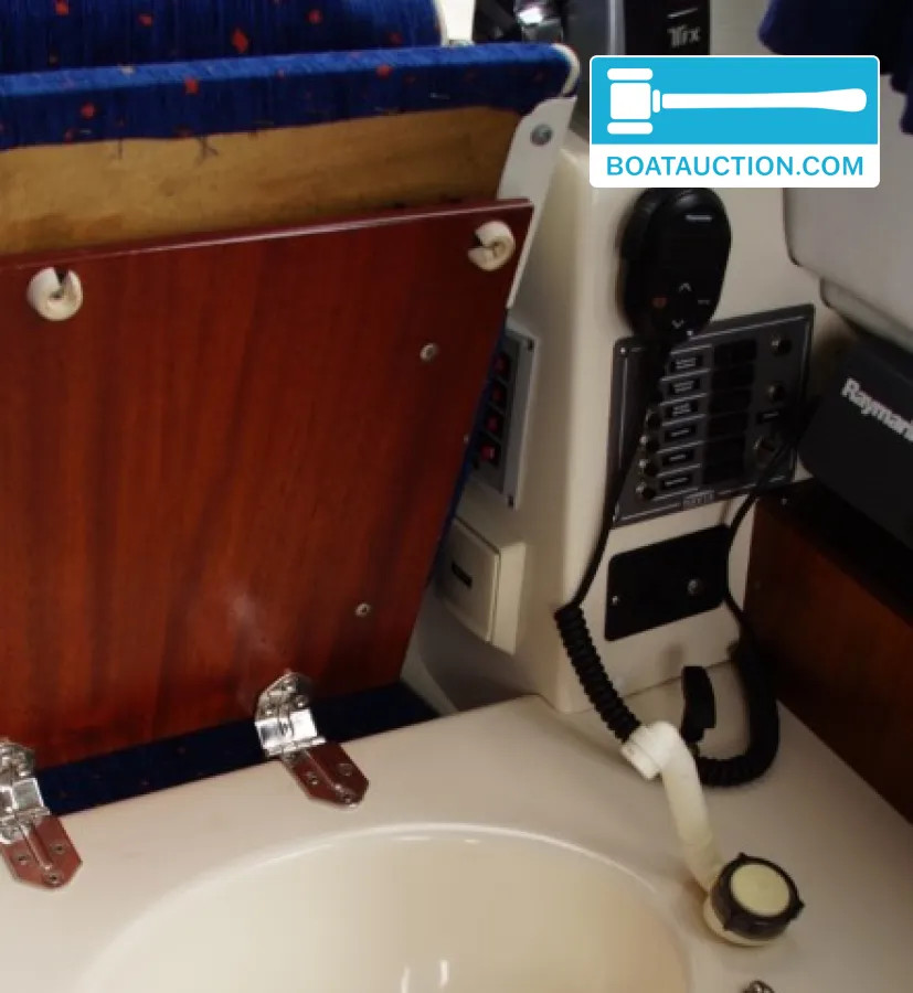 Bella 702 nu in de online veiling. — foto 32 van 79