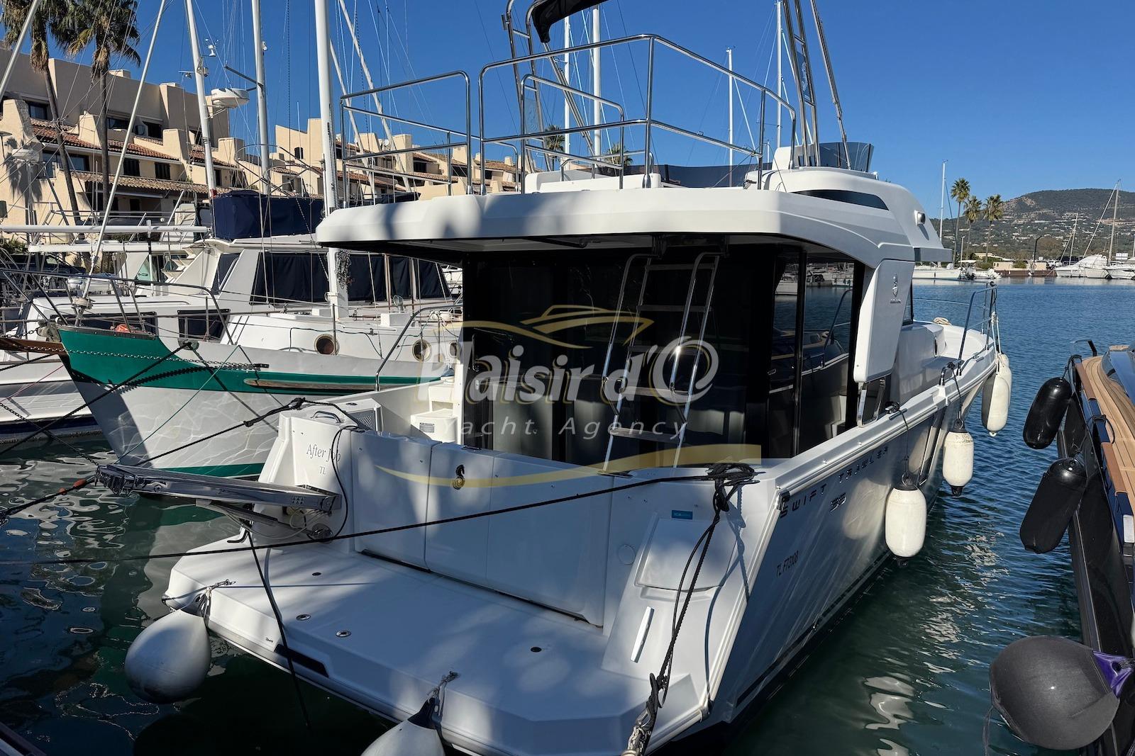 Beneteau Swift Trawler 35 — foto 4 van 57