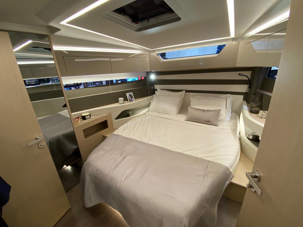 Jeanneau DB43 — foto 30 van 41