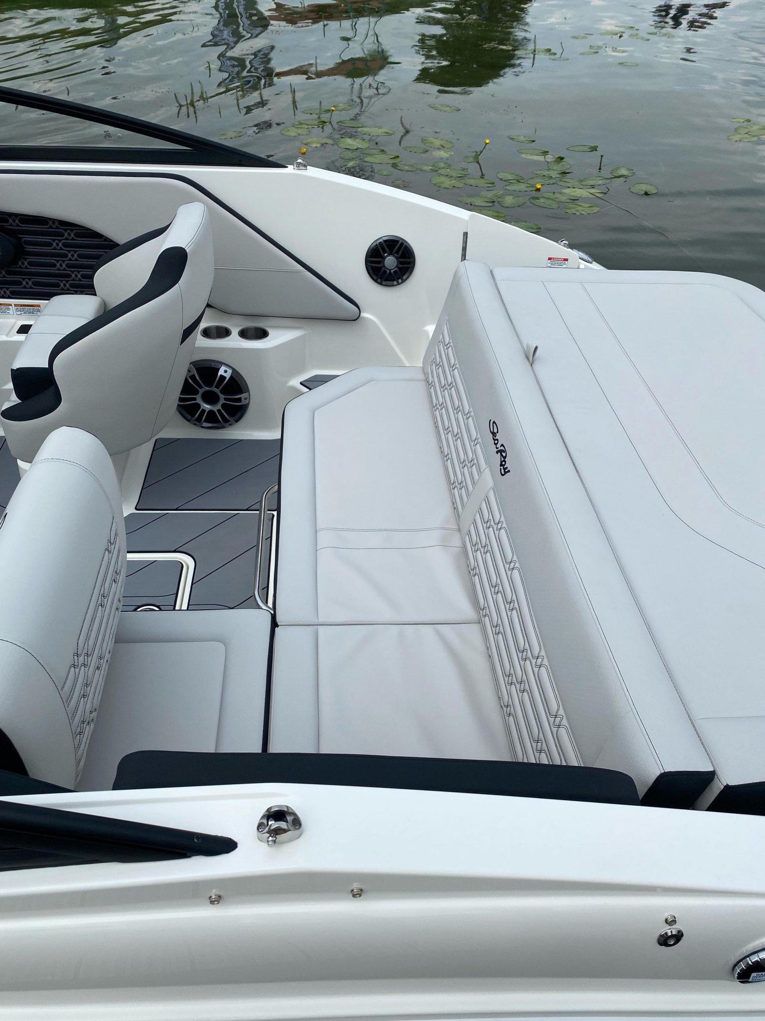 Sea Ray SPX 190 — foto 4 van 8