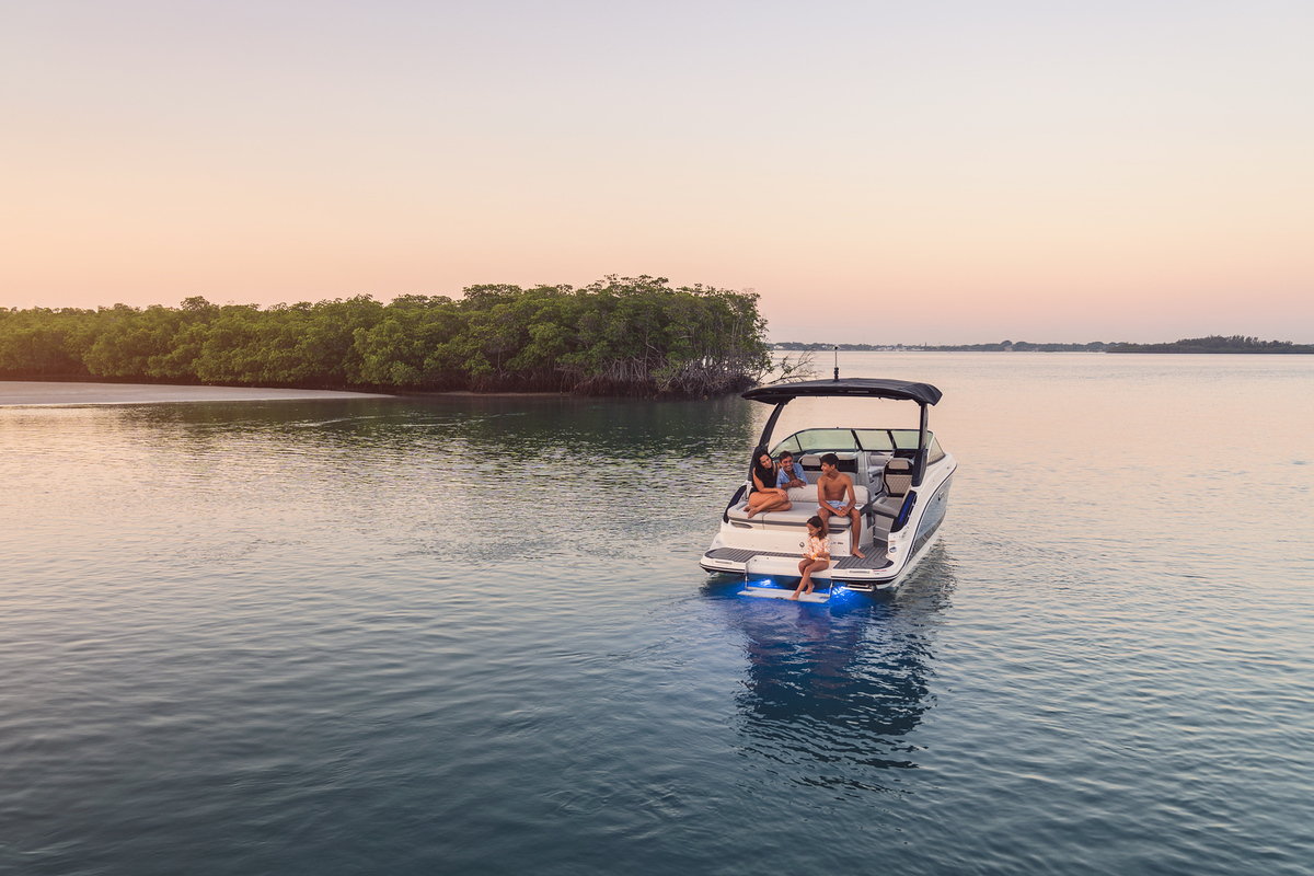 Sea Ray SLX 260 — foto 24 van 28