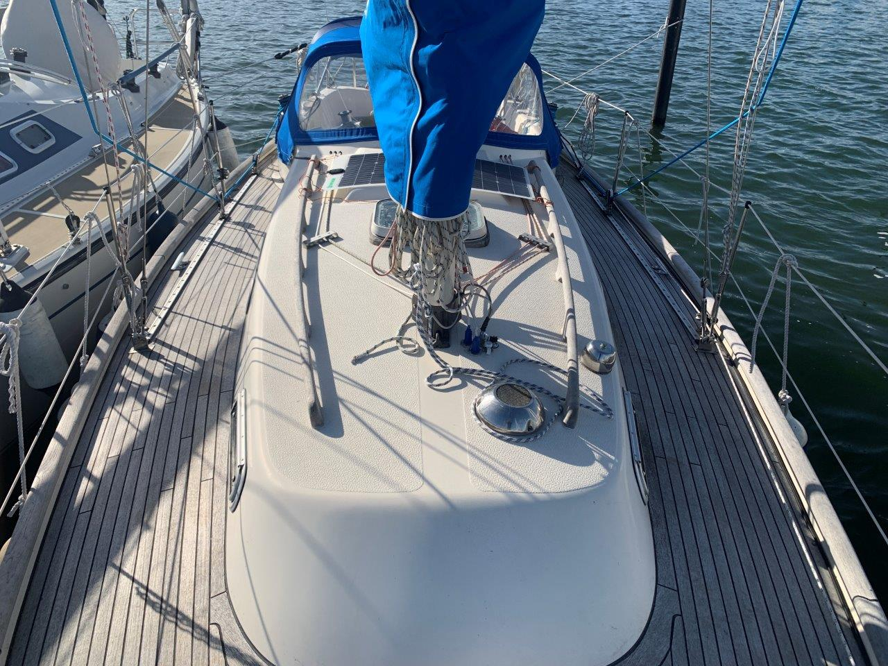 Hallberg-Rassy 29 — foto 8 van 62