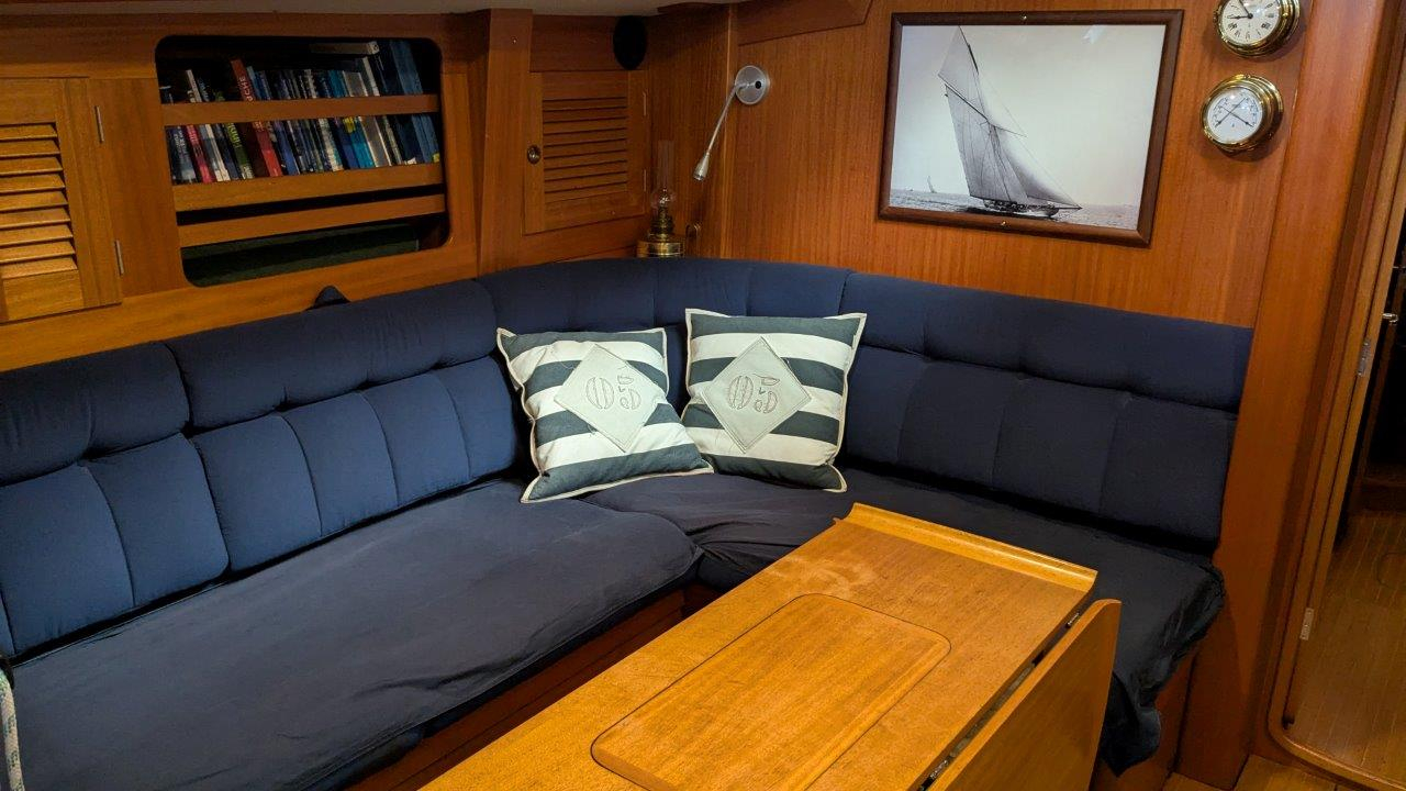 Hallberg-Rassy 45 — foto 16 van 108