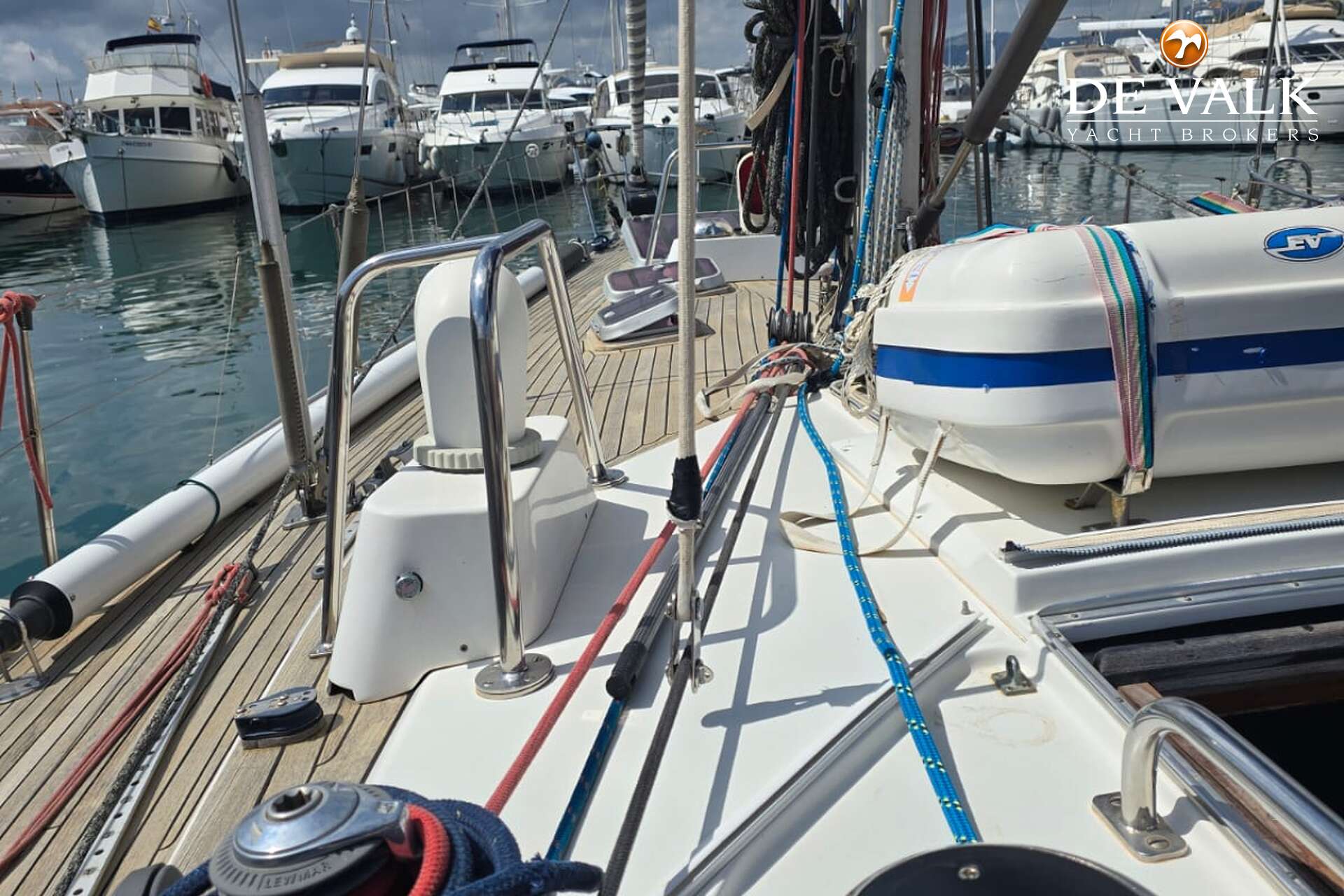 Nautor Swan 42 — foto 7 van 30