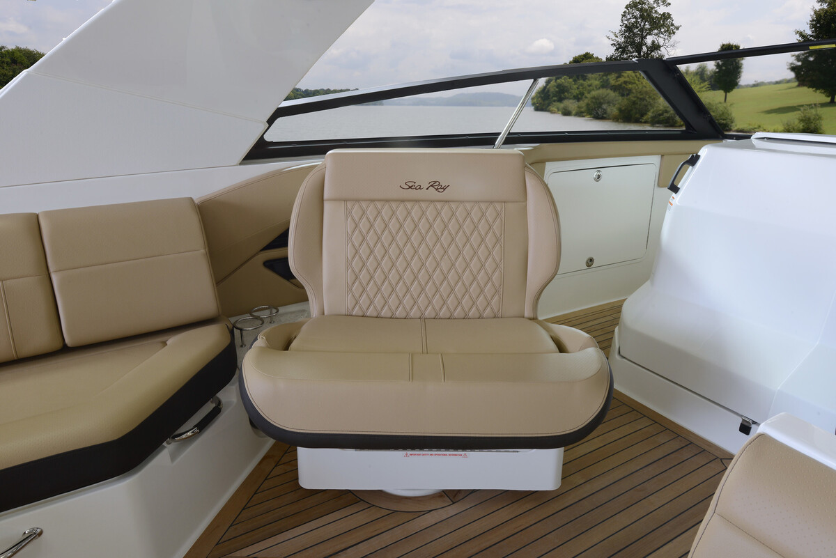 Sea Ray SLX 400 — foto 8 van 24