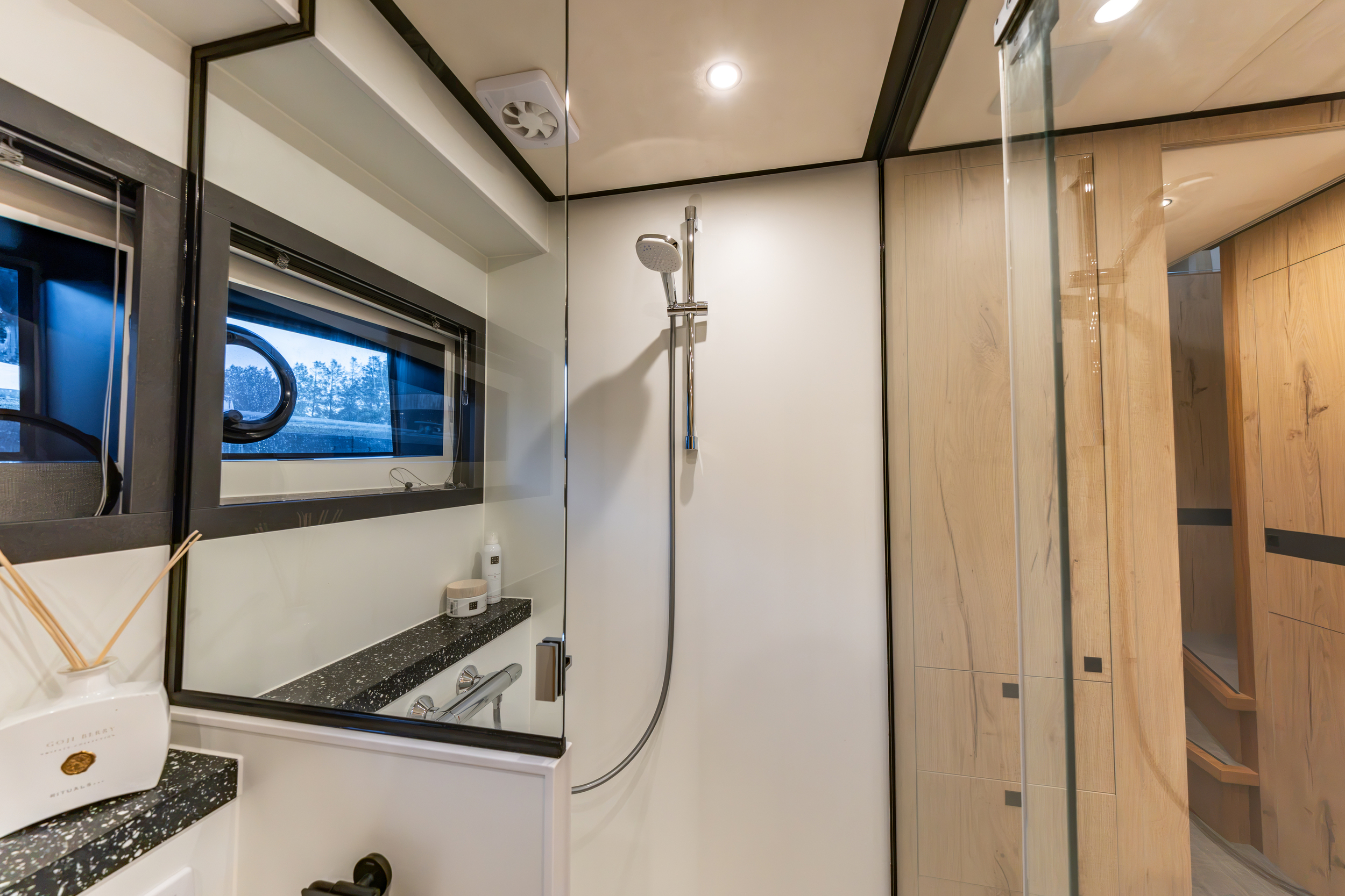 Boarncruiser 1440 Elegance - Center Sleeper — foto 15 van 20