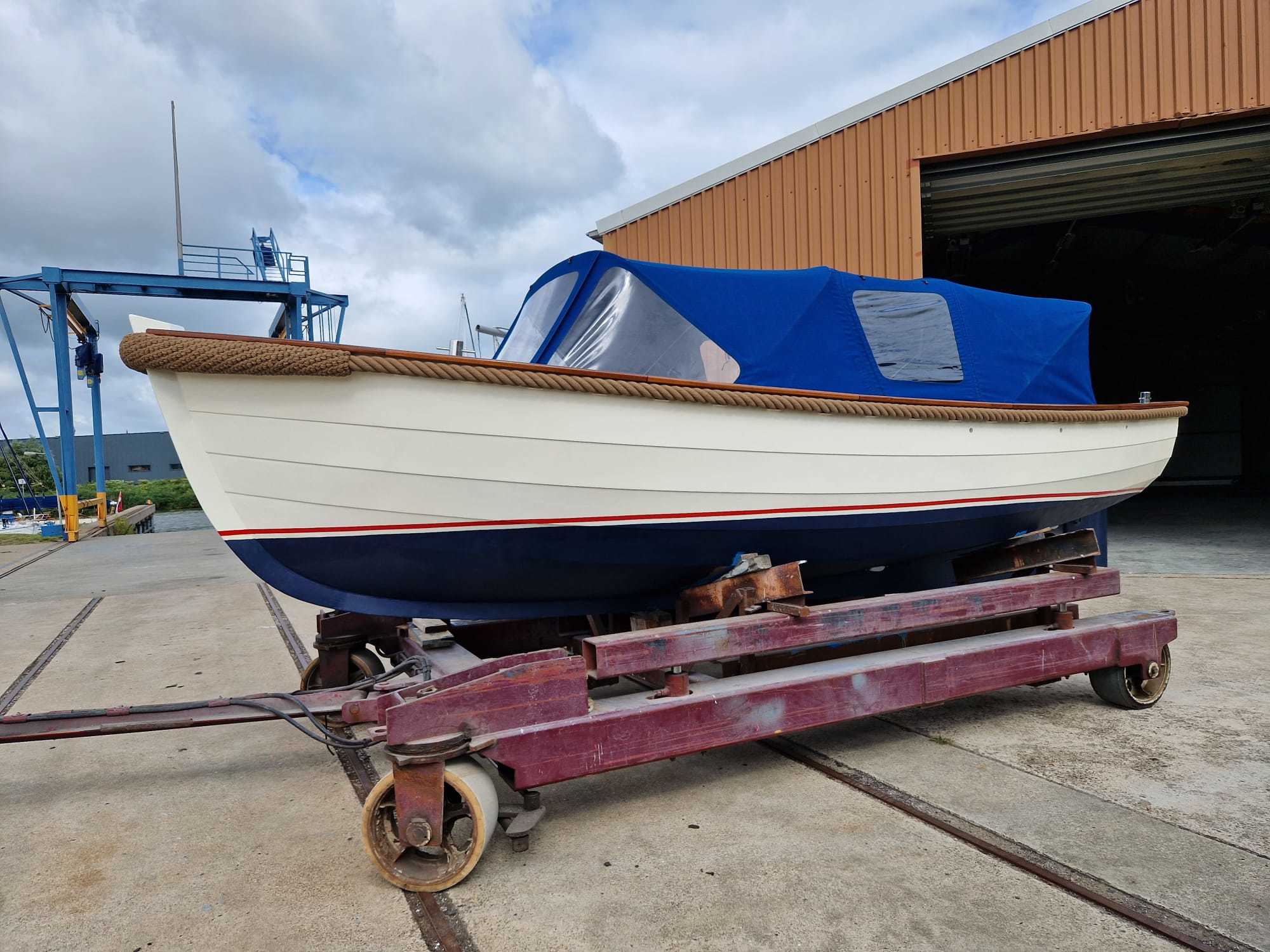 Overnaadse Sloep 750 - Foto 1
