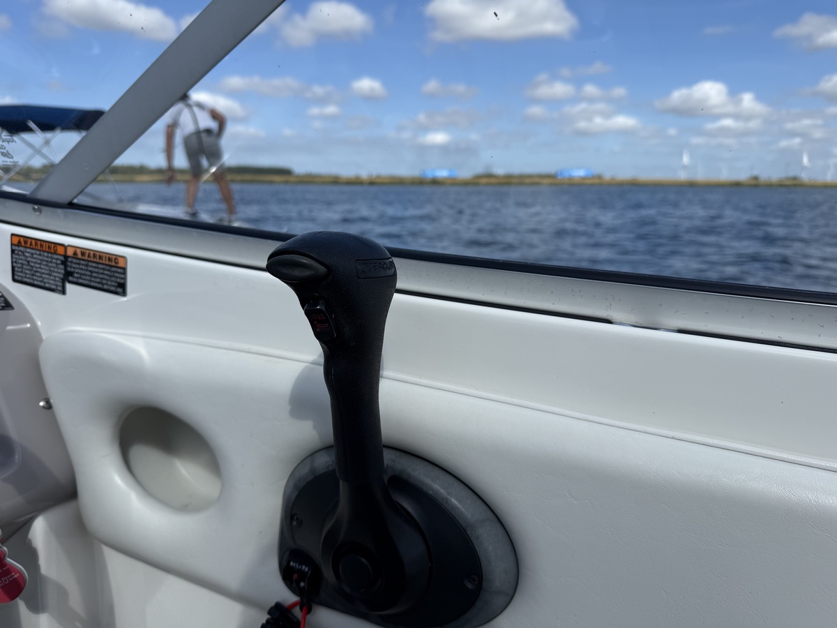 Bayliner 219 SD — foto 33 van 48