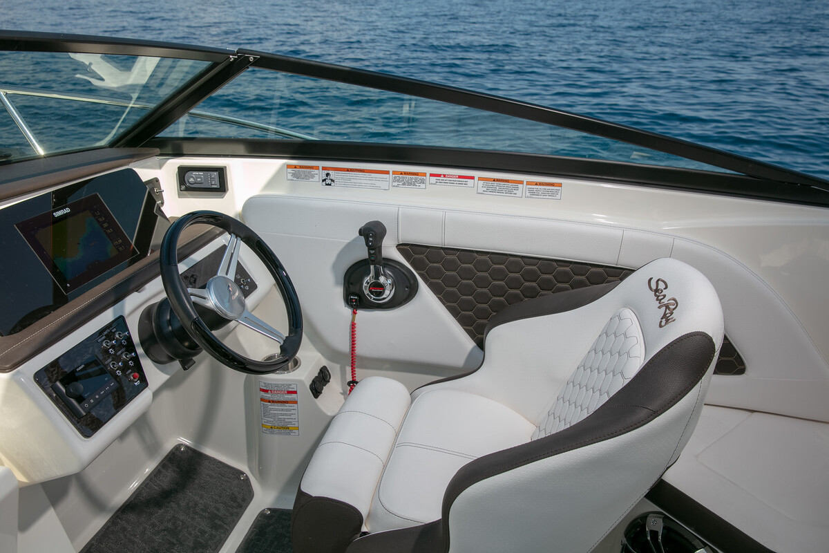 Sea Ray Sun Sport 230 OB — foto 6 van 20