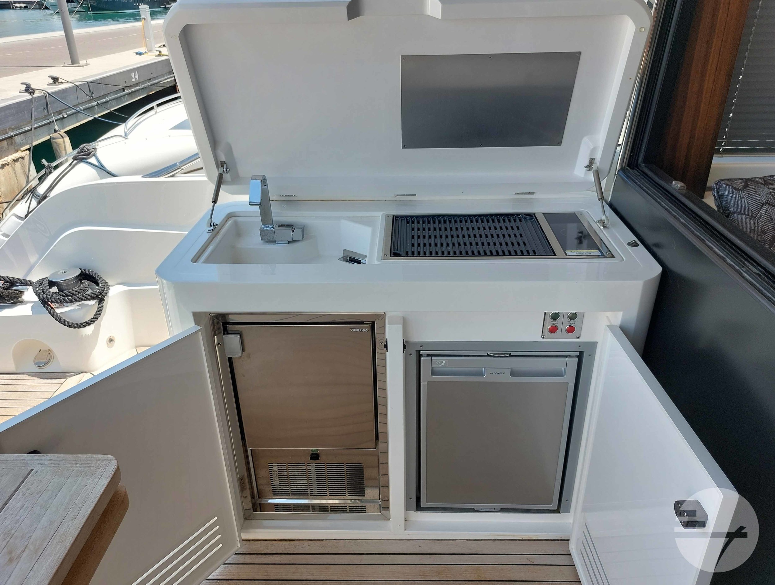 Sunseeker Predator 55 EVO — foto 20 van 70