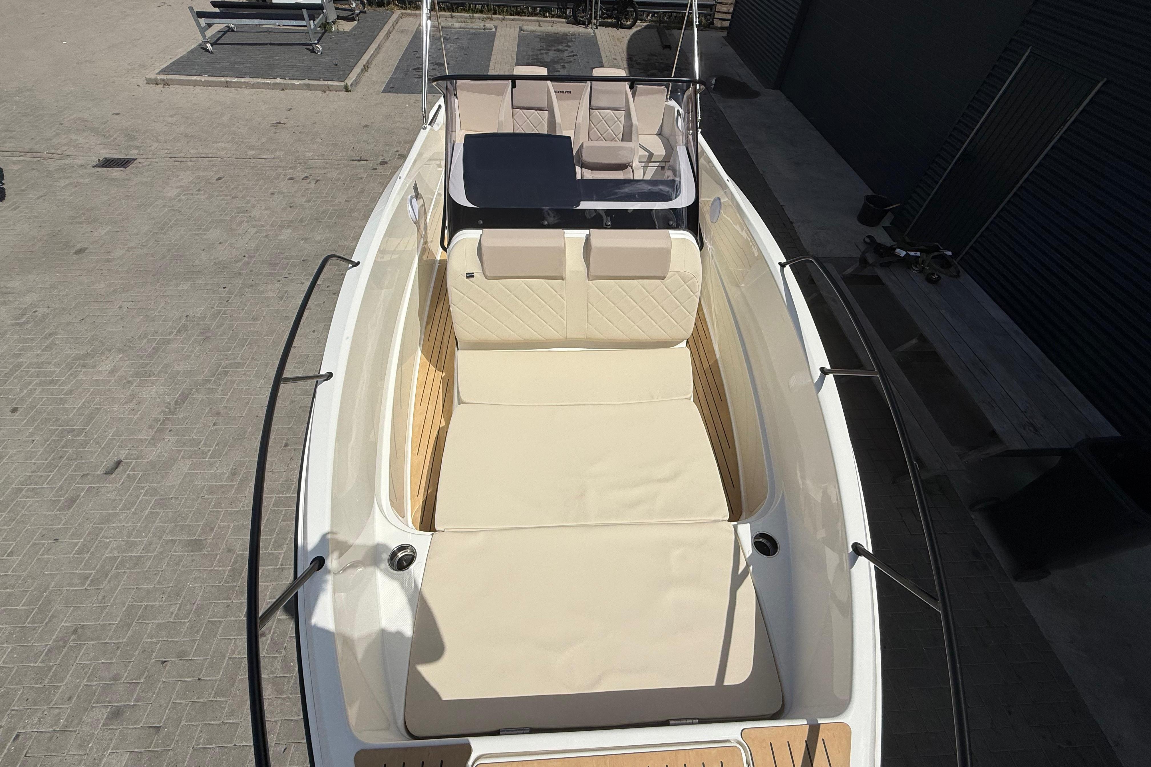 Quicksilver 705 Open — foto 13 van 26