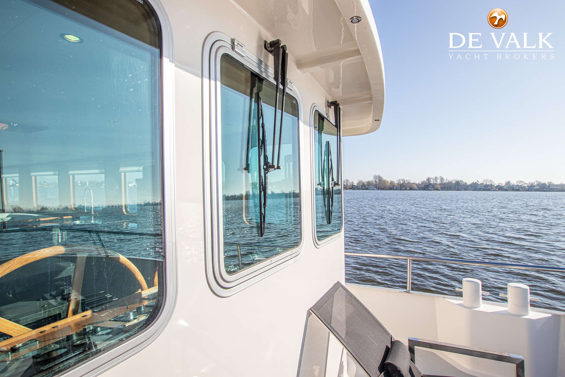 Custom Built Live Aboard 1800 — foto 15 van 45