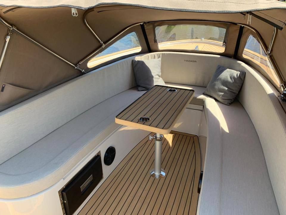 Seafury Hawker 650 — foto 3 van 5