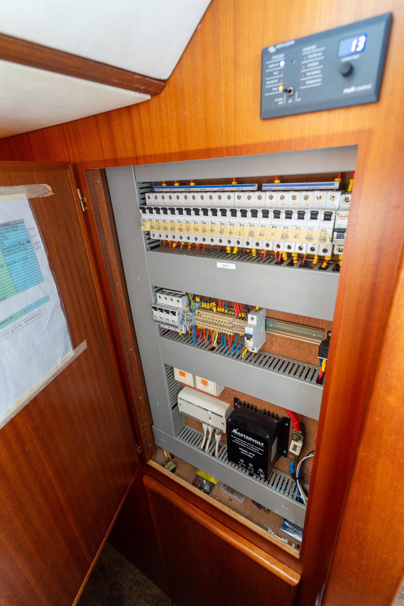 Valkkruiser Voyager 1550 — foto 23 van 45
