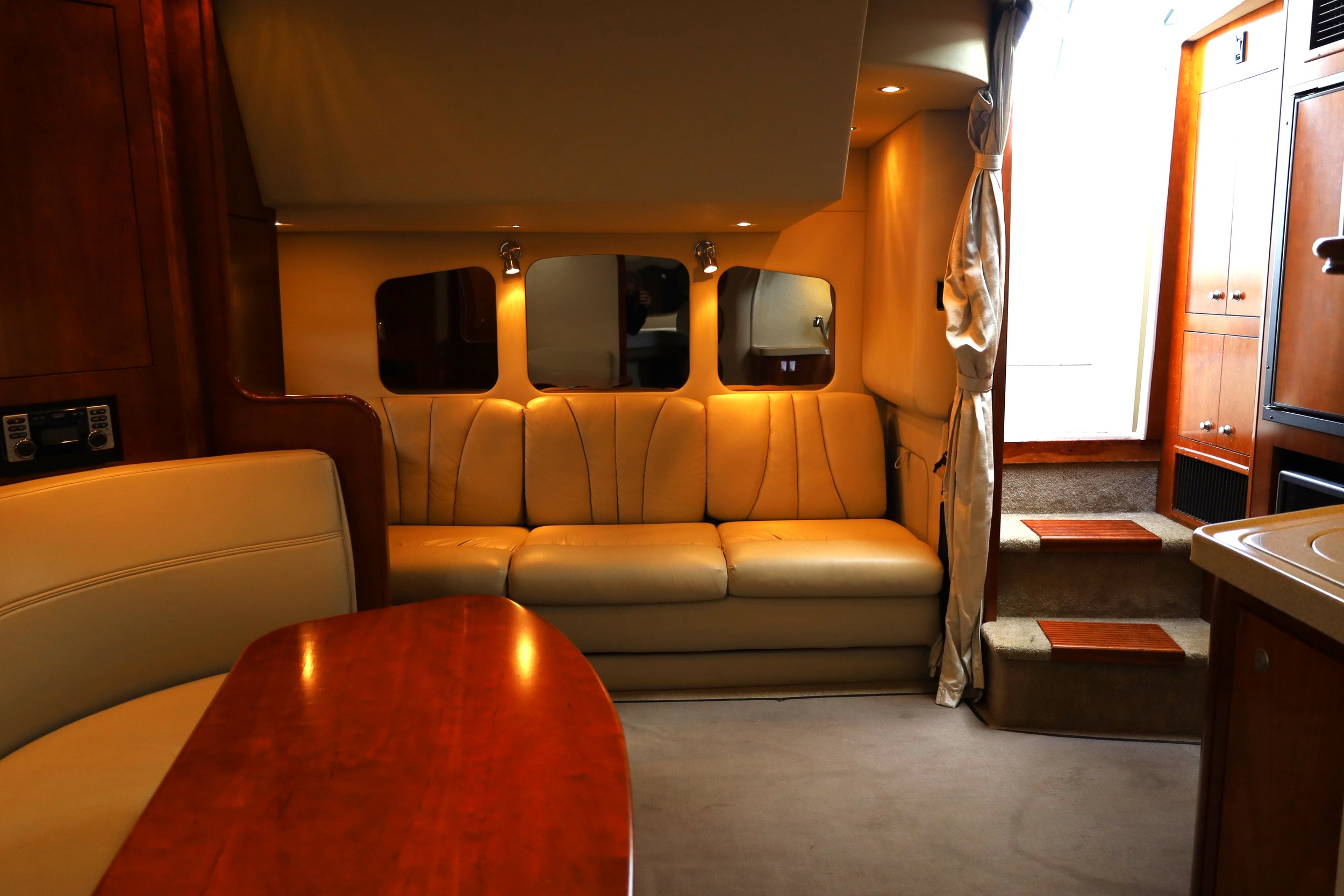 Cruiser Yachts 370 Express — foto 24 van 31