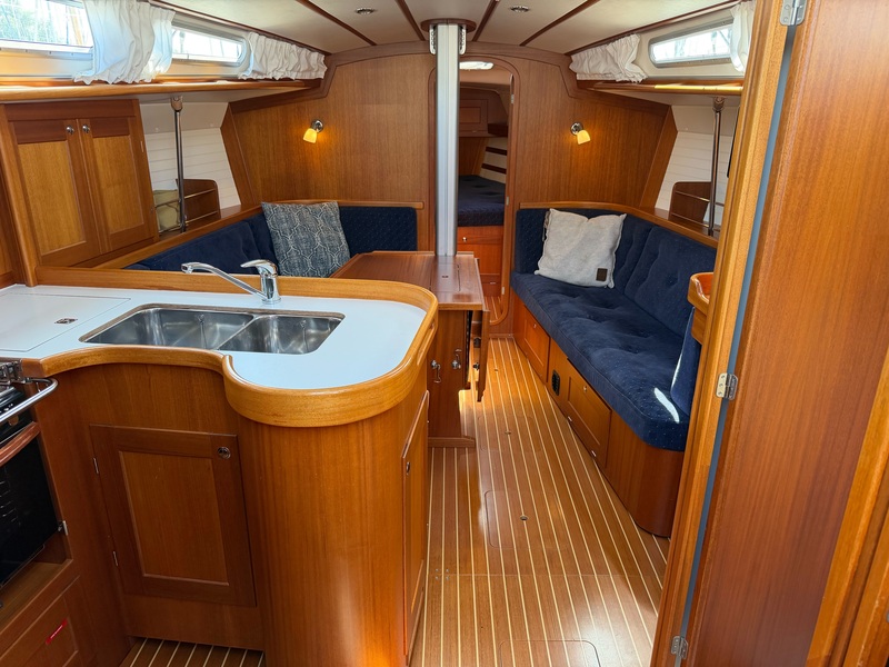 Arcona 370 — foto 2 van 38