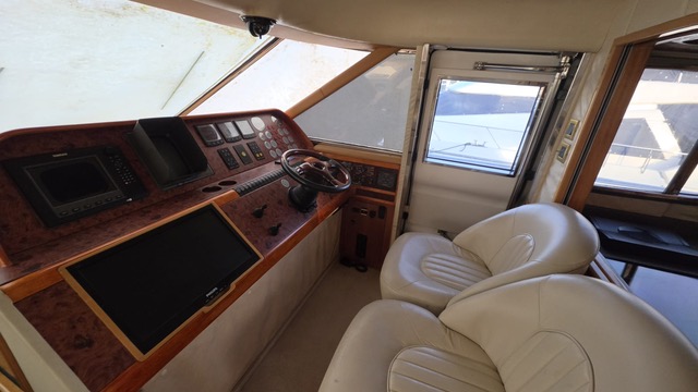 PRINCESS 20M - BluYachting — foto 11 van 12