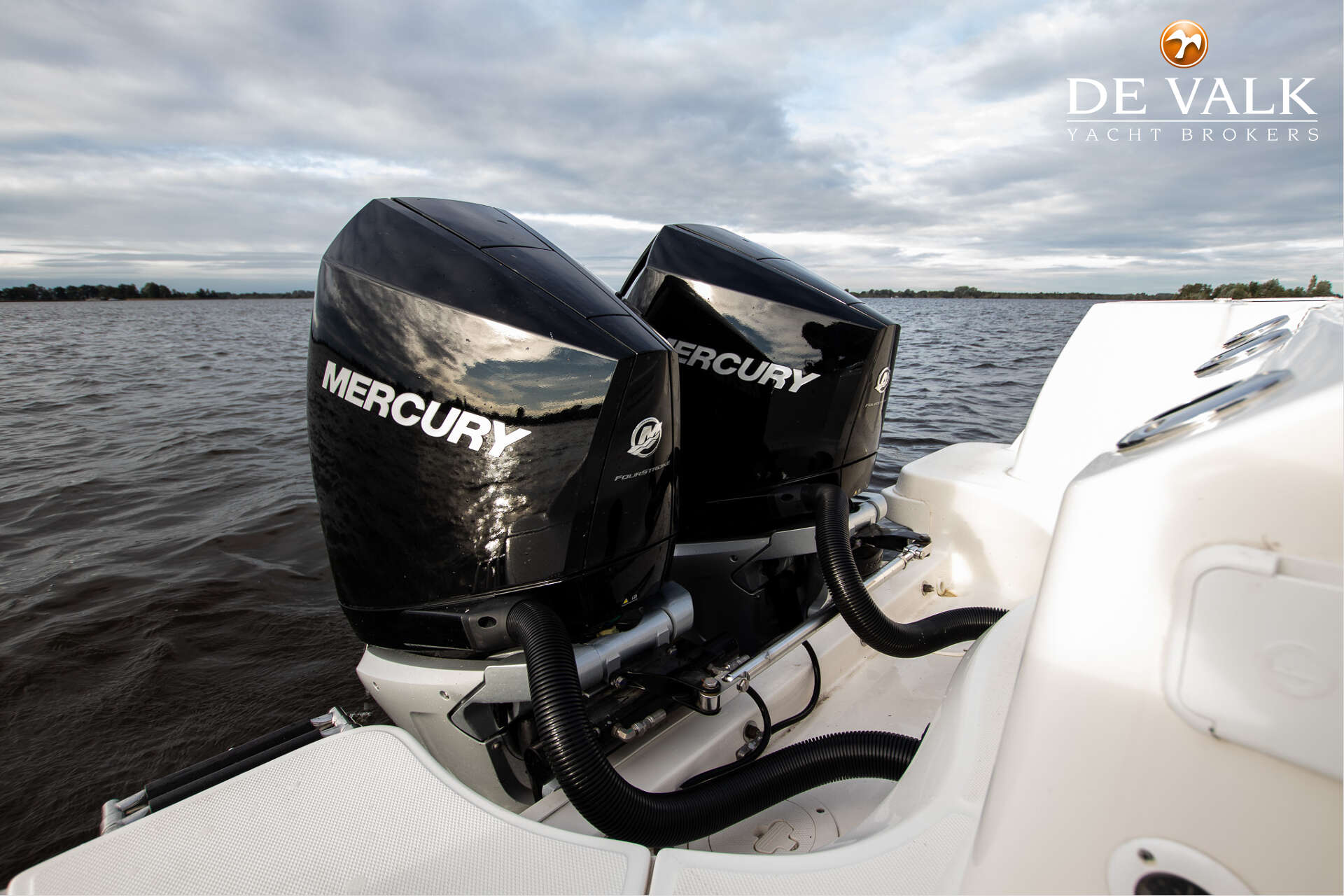 Boston Whaler 285 Conquest Pilothouse — foto 39 van 43