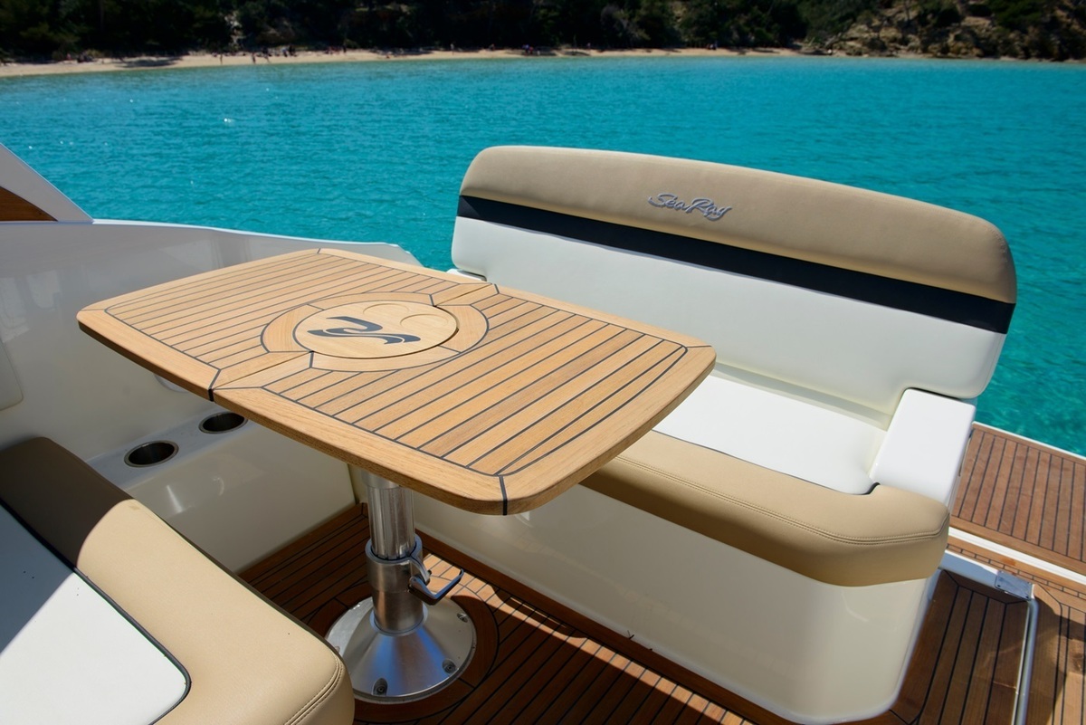 Sea Ray Sundancer 265 — foto 15 van 25