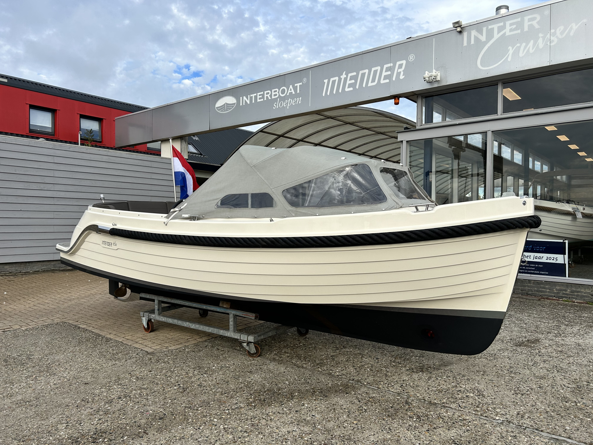 Intender 650 2019 Vetus 33 pk — foto 2 van 10