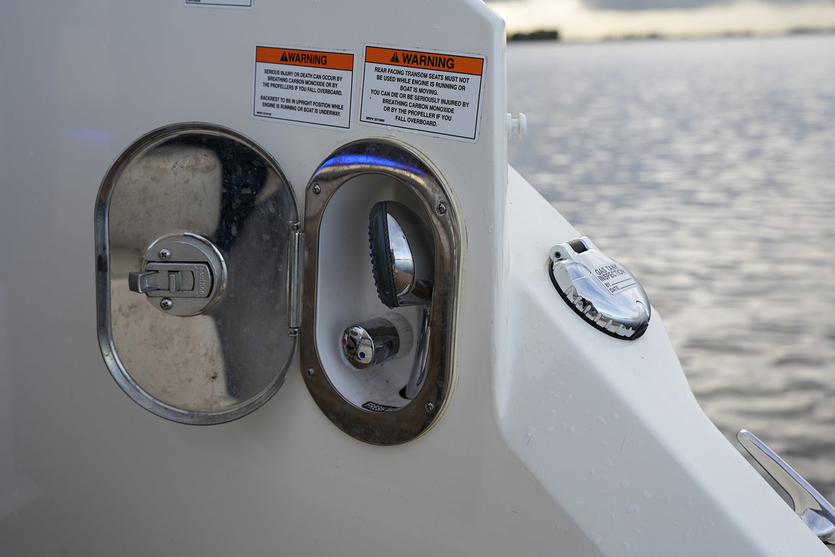 Sea Ray Sundancer 290 — foto 40 van 46