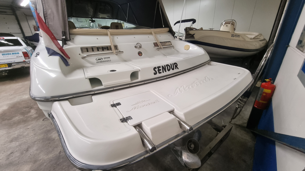 Mariah Z258 Shabah met MerCruiser 7,4 MPI DuoProp met 310pk (BOMVOL!) — foto 6 van 31