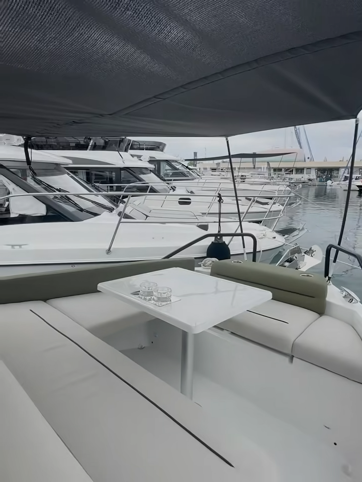 Jeanneau EX34 Hard Top — foto 51 van 69
