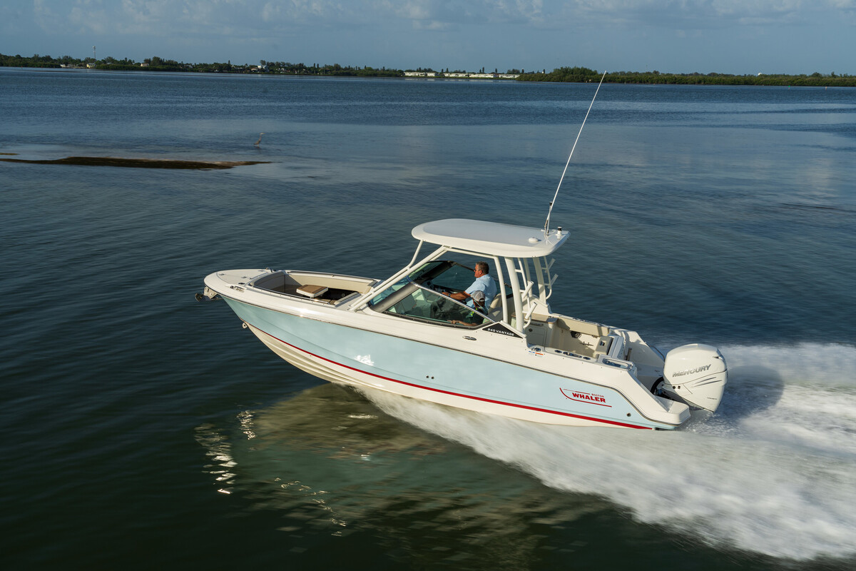 Boston Whaler 240 Vantage — foto 13 van 13