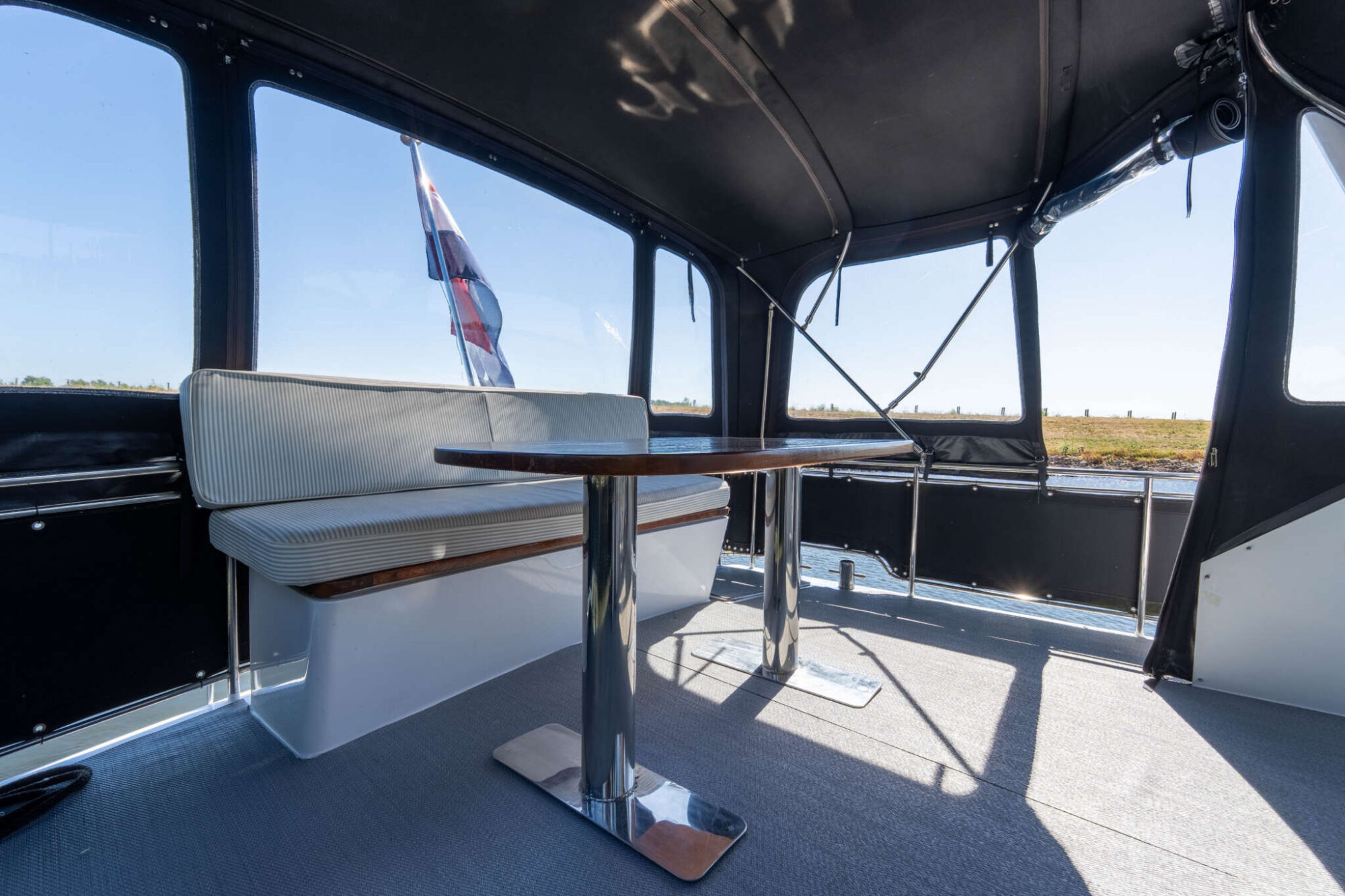 Explorer Classic 14.00 AK Cabrio — foto 47 van 49